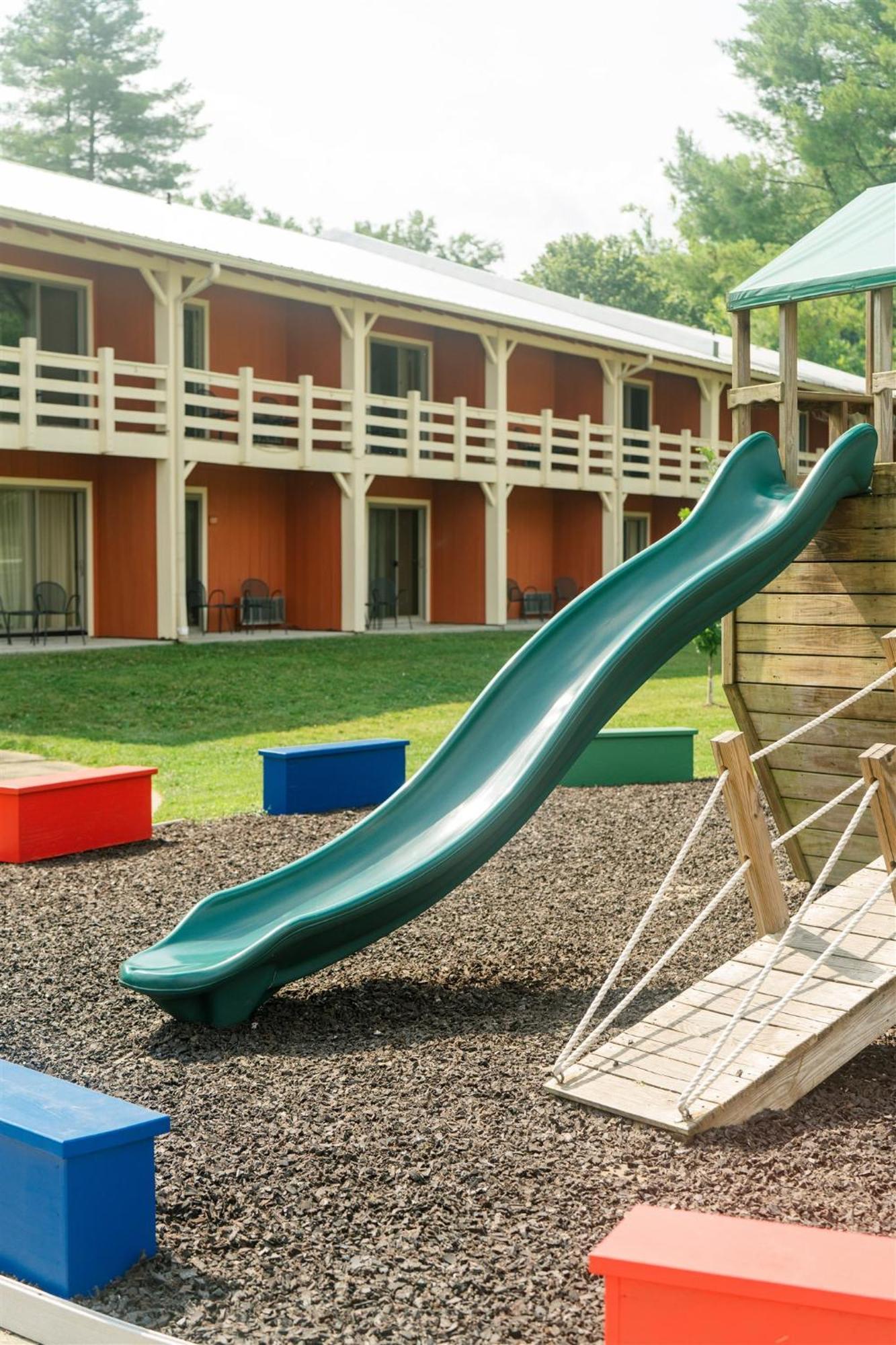 Brown County Inn ナッシュビル エクステリア 写真